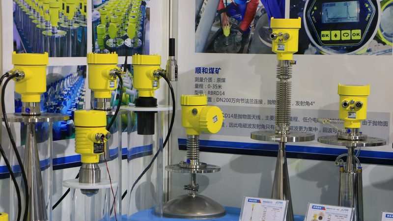 食品检测仪器：选型与使用注意事项**